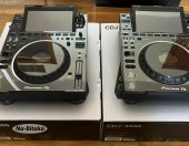 DJ (2aa)